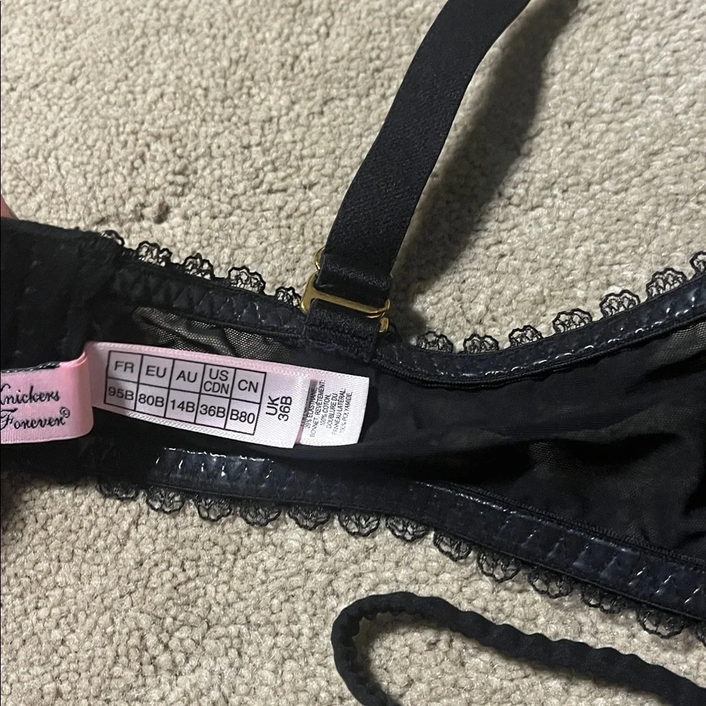 Agent provocateur Lianne bra and thong set Elegant purple burgundy tulle Lace